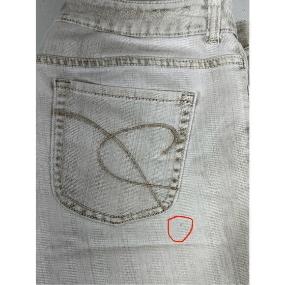 Chicos Platinum Denim Jeans Size 2 (34x30) Ultimate Fit Flare Leg Tan Wash READ - Picture 9 of 9